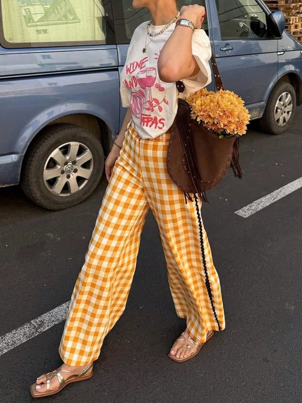Yellow Casual Women's Plaid Wide-Leg Trousers with Zipper Pockets and Side Slits - Picture 4 of 5